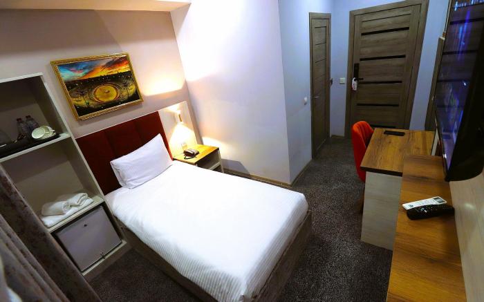 Amazon Hotel Baku