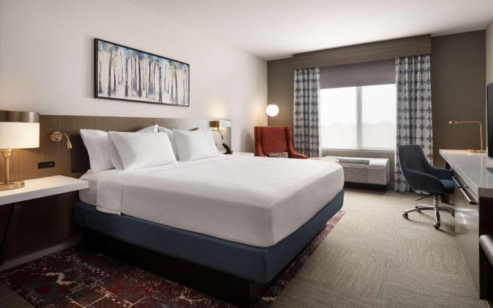 Hilton Garden Inn Visalia