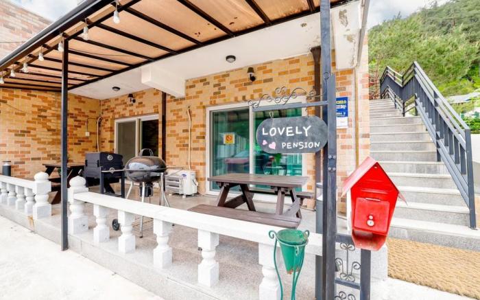 Lovely Pension