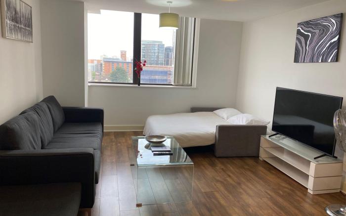 2 Beds Apartment in Birmingham City Centre