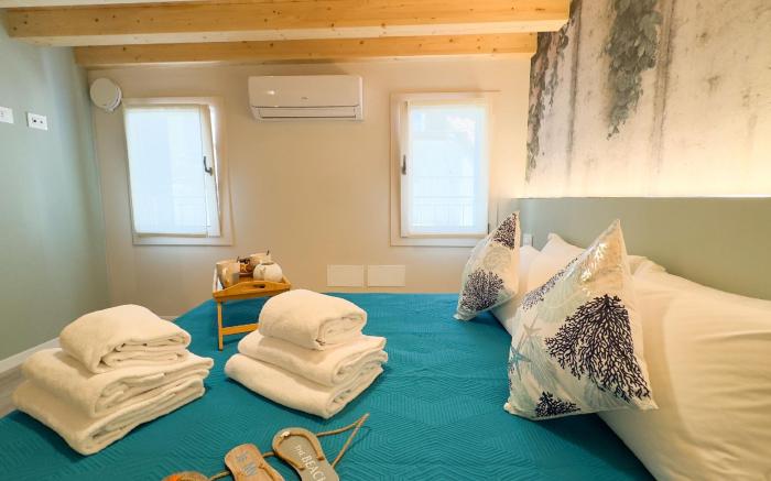 Graceful Apartments Paradise by Ca-Sa Check