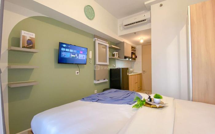Studio Well at Tokyo Riverside PIK 2 By Travelio