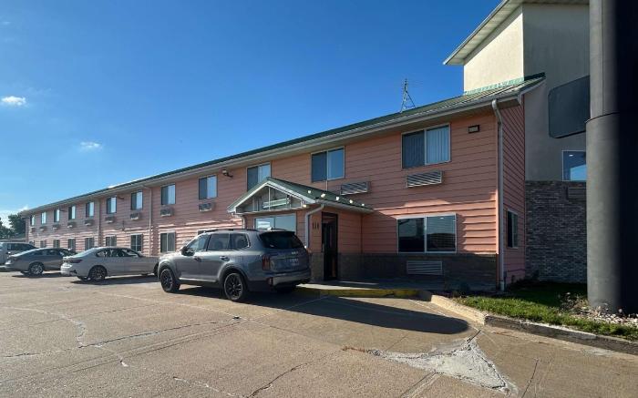 Motel 6 North Sioux City, SD – I-29 North