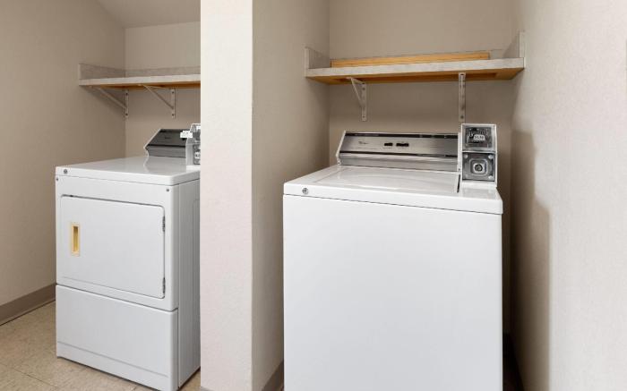 Shell Lake Lodge, a Travelodge by Wyndham