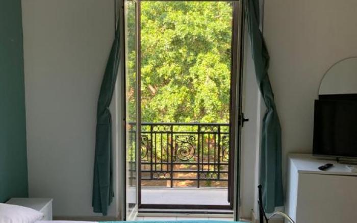 GARIBALDI ROOMS