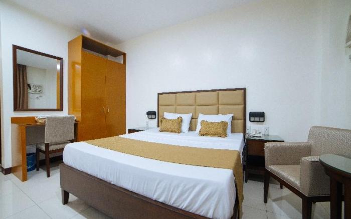 HMV City Gold Hotel