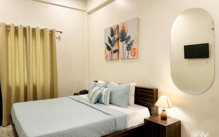 Hotel Vrinda Sarovar 