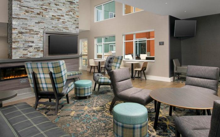 Residence Inn Visalia