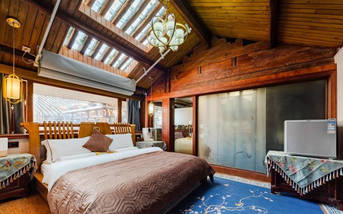Floral Hotel·Lijiang Yuebanwan Light Luxury Homestay