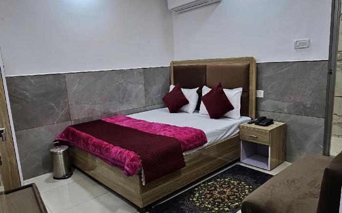 Hotel Sheeri Inn