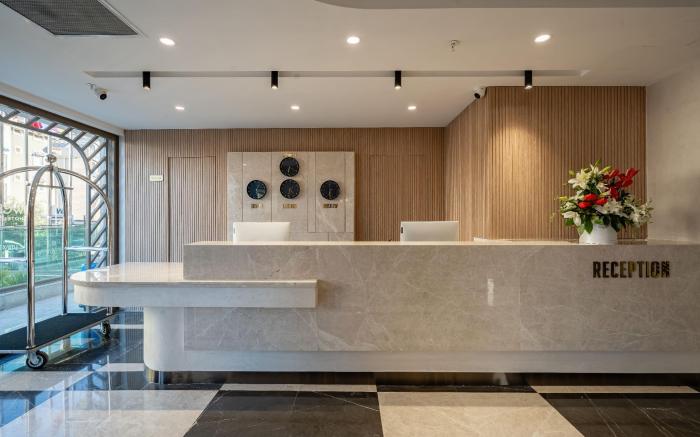 AWEN HOTEL LARA