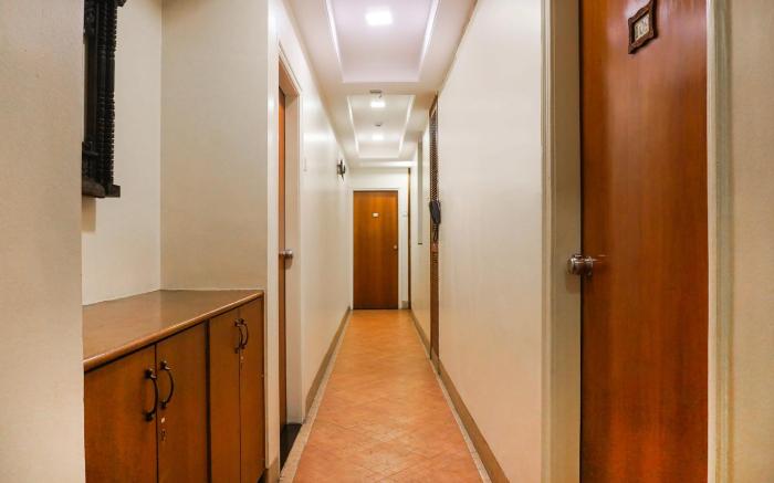 Super Townhouse Oak Prabhat Road