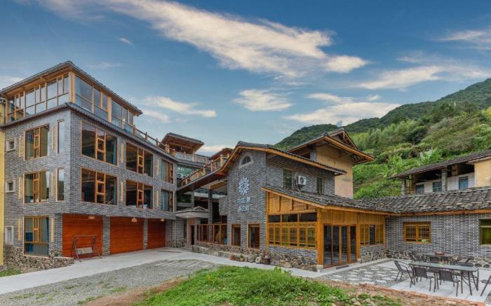 Floral Luxury Nanjing Tulou Chazhiyun Guesthouse