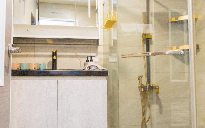 Two rooms Apartment_LongShan Temple_Ximen_RoomC