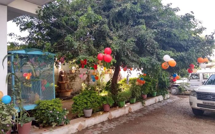 Hotel Gokul Palace
