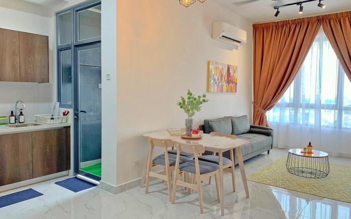 Netflix Two Bedroom Troika Kota Bharu Homestay 182