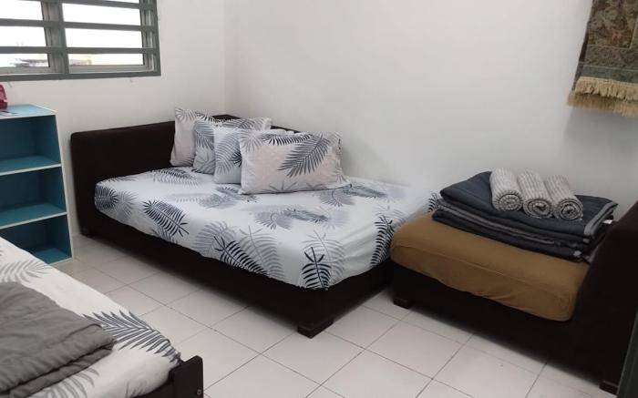 AL-DHAKIYA HOMESTAY