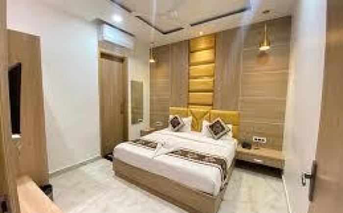 The Posh By Delight STAY