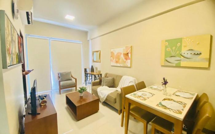 Cozy and relaxing condo w/ beach