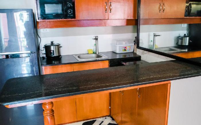 Comfy and spacious Condo near Mactan Airport