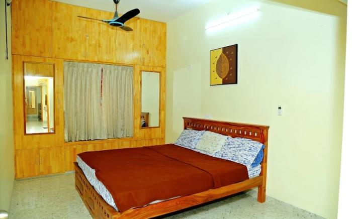 "CKS The Golden Nest" - All Attractions Nearby!