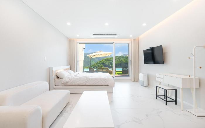 Gapyeong staysumok pool villa pension