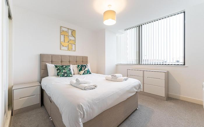 SevenStays Broadway Residences - One Bedroom