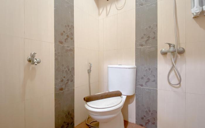 Relaxing 2BR Mutiara Bekasi Apartment By Travelio