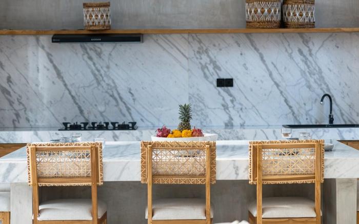 Beachfront Luxury 3 BD Villa by Joshua District 