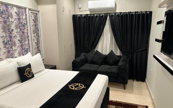 Oasis Hotel