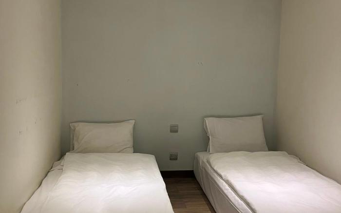 Luxury Apartment A La Carte Danang Beach (9)