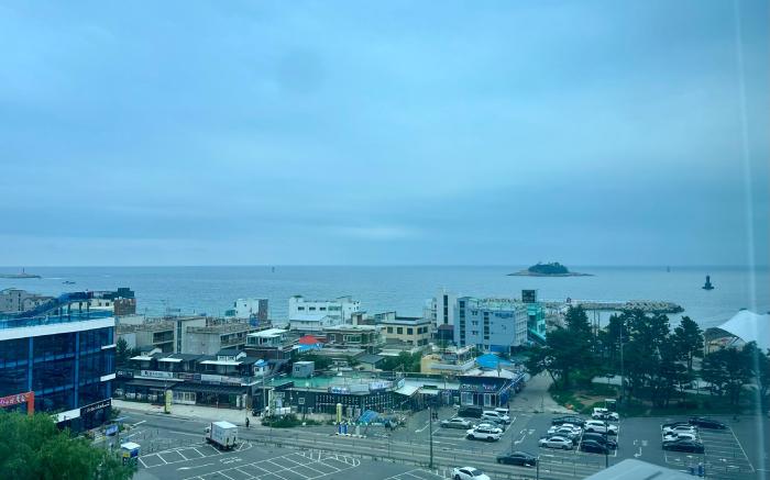 Sokcho BeachFront Resortel (2)