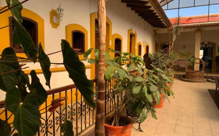 OYO Hotel Real De Cortes