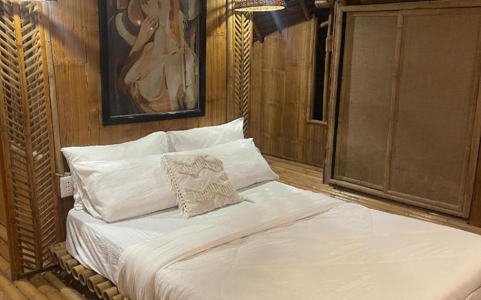 A Room In a Bali Inspired Eco Villa, By The Beach