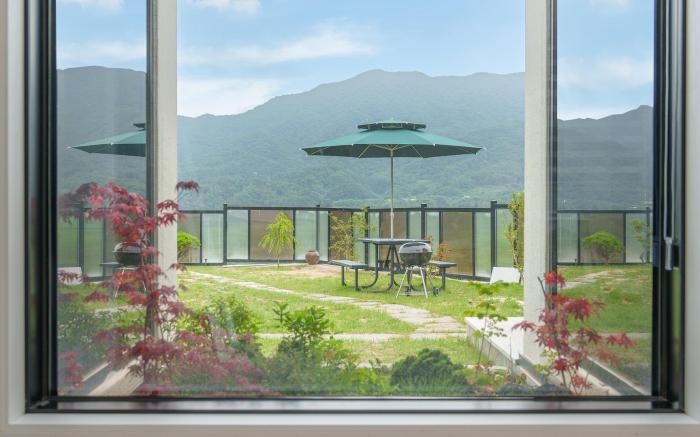 gyeongsan stage-ipple pet pension