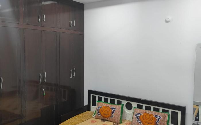 TIRUCHANOOR HOME STAY