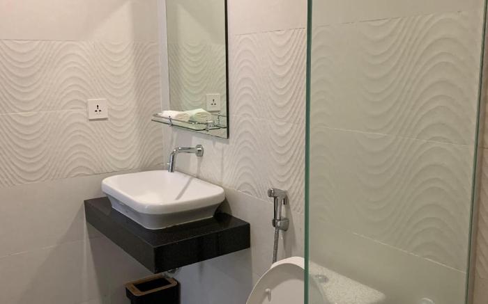 Grand Jati Junction Apartment