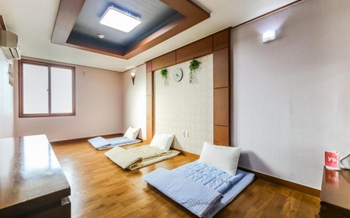 Geojedo Jangpyeong Prada