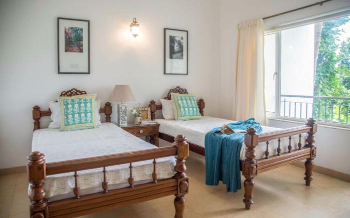 Frangipani - Hidden Gem of Goa w Pool & Field View
