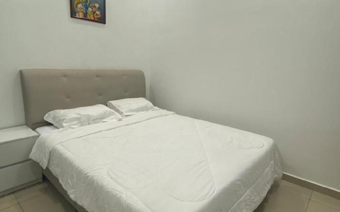 Mutiara Rini Homestay by LongLong