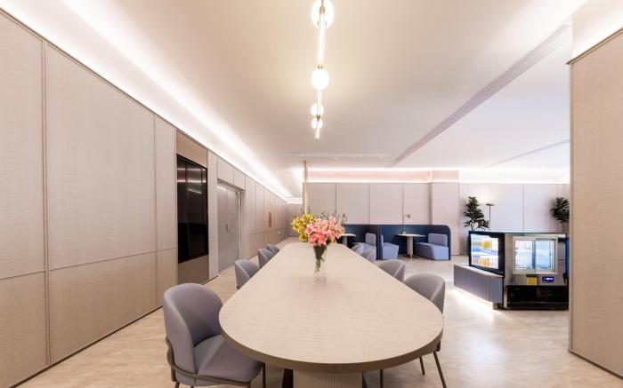 Hanting Hotel Guiyang Jiaxiu Pavilion Jichang Road
