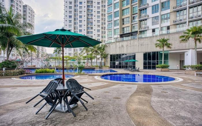 Rubi @MyRehat Tropics, 2 Bedroom with Pool View