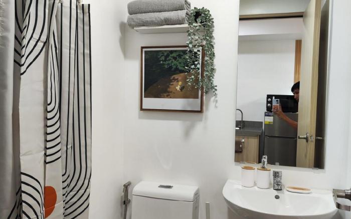 Aesthetic 1 Bedroom w/ Balcony
