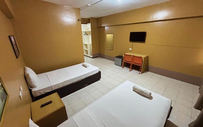 Doña Mercedes Hostel