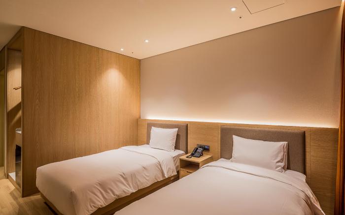 Illite Hotel