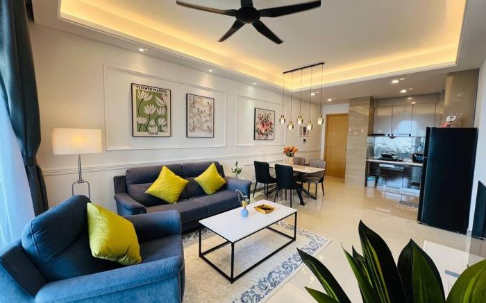 Spacious Seaview 2BR unit R&F Seine Region by ANJU