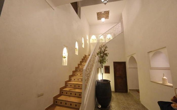 Riad Oum H&N Exclusive