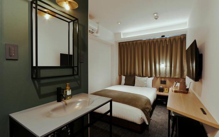 R Hotel Namba Daikokucho