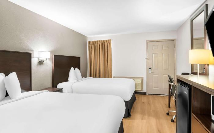 Rodeway Inn Waco Downtown near University