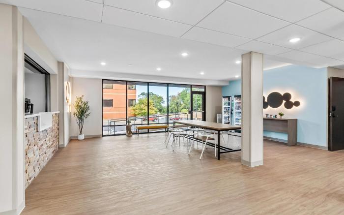ECHO Suites Extended Stay by Wyndham Sterling